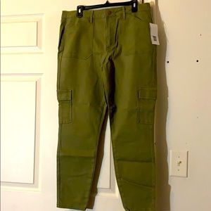 Army green cargo ankle pants